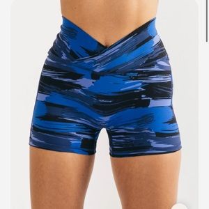 Alphalete Surface Power Short